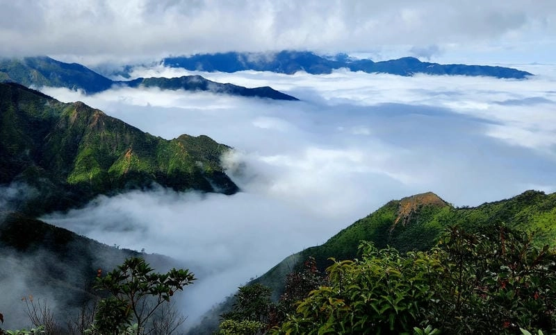 Tìm bình yên Tà Xùa giữa núi rừng
