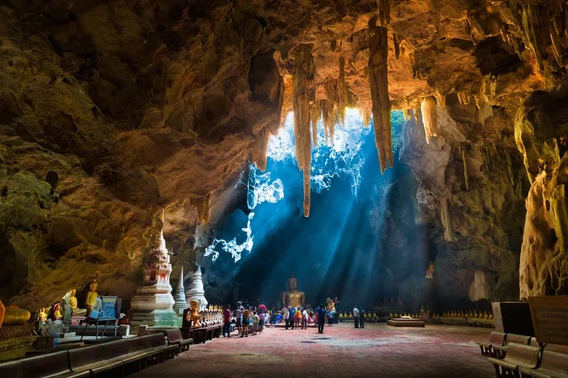 Tìm hiểu sâu sắc văn hóa địa phương Tam Giác Vàng