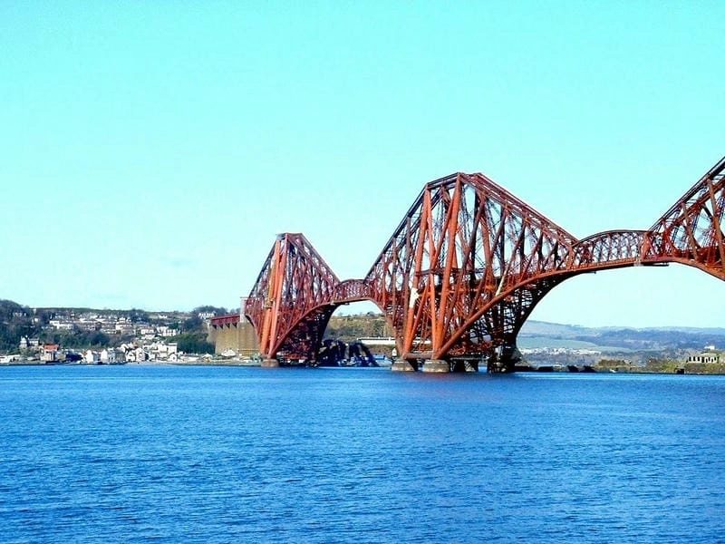 Trải nghiệm Cầu Forth khi du lịch Edinburgh