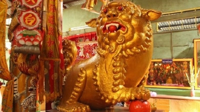 Tượng Phật đất sét Chùa Đất Sét uy nghi trang nghiêm