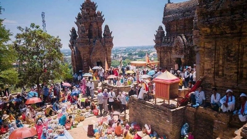 Văn hóa Chăm rực rỡ tại Tháp Po Klong Garai