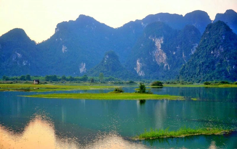 Vẻ đẹp Di sản UNESCO Quảng Bình qua Hang Sơn Đoòng độc đáo