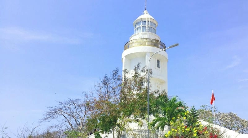 Vẻ đẹp Hải đăng Vũng Tàu trong ánh hoàng hôn rực rỡ