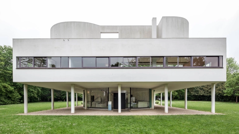 Villa Savoye: Biểu tượng kiến trúc hiện đại và 5 nguyên tắc đột phá